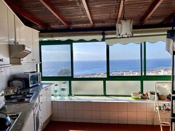 Foto 2 de Casa adossada en venda a Puerto del Carmen de 5 habitacions i 364 m²