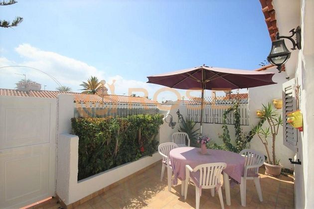 Foto 2 de Casa adossada en venda a Playa del Inglés de 2 habitacions amb terrassa i piscina