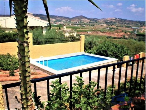 Foto 1 de Chalet en venta en Montroy de 5 habitaciones con terraza y piscina