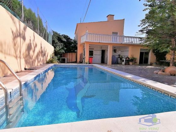 Foto 1 de Xalet en venda a Turís de 6 habitacions amb terrassa i piscina