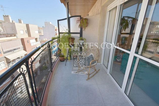 Foto 1 de Pis en venda a Águilas ciudad de 2 habitacions amb terrassa i balcó