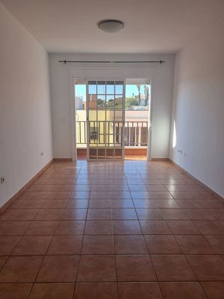 Foto 1 de Venta de piso en La Cuesta - Gracia - Finca España de 3 habitaciones con garaje y balcón