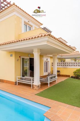 Foto 2 de Casa en venda a urbanización Geafond P de 3 habitacions amb terrassa i piscina