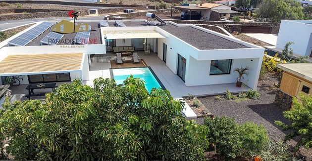 Foto 2 de Xalet en venda a Lajares de 4 habitacions amb terrassa i piscina