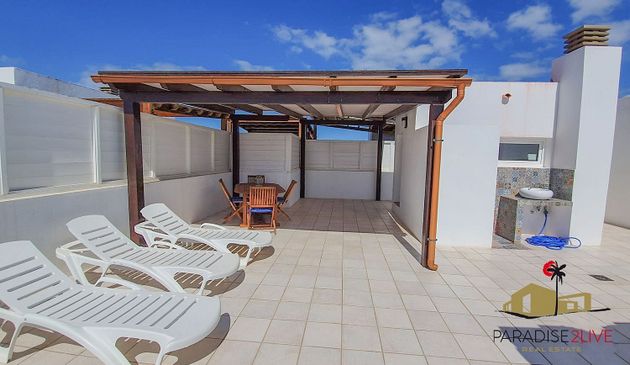Foto 1 de Àtic en venda a Corralejo de 3 habitacions amb terrassa i garatge