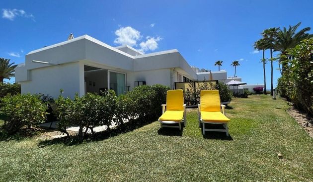 Foto 1 de Casa en venda a Playa del Inglés de 1 habitació amb terrassa i piscina