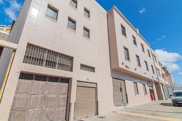 Foto 1 de Edifici en lloguer a calle Blas Cabrera Felipe de 2091 m²