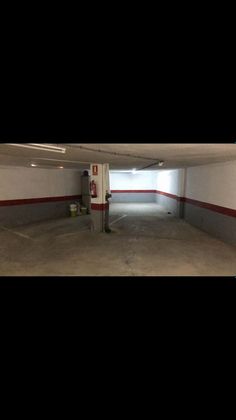 Foto 2 de Garatge en lloguer a calle De Horacio Nelson de 11 m²