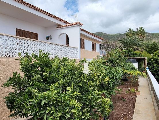 Foto 2 de Casa en venda a Barranco Hondo de 4 habitacions amb terrassa