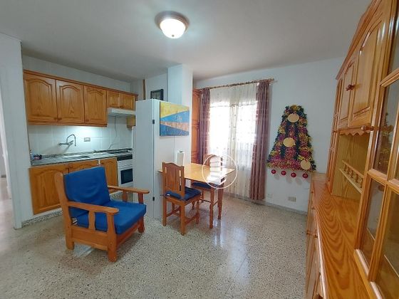 Foto 2 de Piso en alquiler en Candelaria-Playa La Viuda de 1 habitación con muebles y balcón