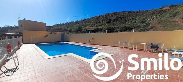 Foto 2 de Venta de casa rural en Granadilla de Abona ciudad de 3 habitaciones con terraza y piscina
