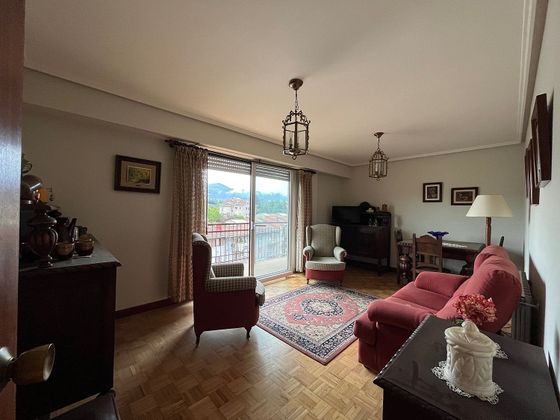 Foto 2 de Pis en venda a Hernani de 4 habitacions amb terrassa i calefacció