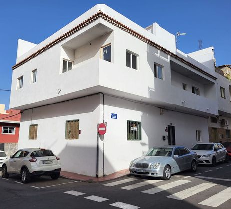 Foto 1 de Venta de edificio en calle Cparaiso Tropical de 450 m²