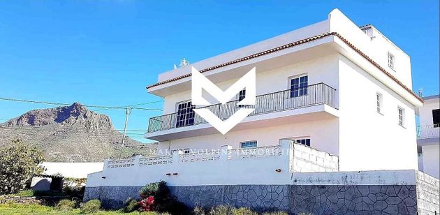 Foto 1 de Chalet en venta en Buzanda - Cabo Blanco - Valle San Lorenzo de 6 habitaciones con terraza