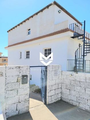 Foto 2 de Xalet en venda a Buzanda - Cabo Blanco - Valle San Lorenzo de 6 habitacions amb terrassa