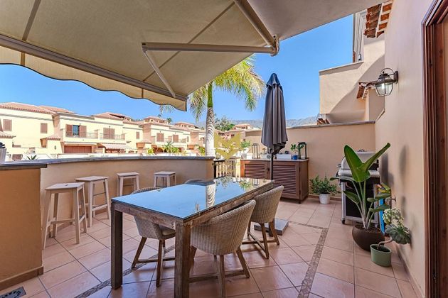 Foto 2 de Casa en venda a Costa Adeje de 3 habitacions amb terrassa i piscina