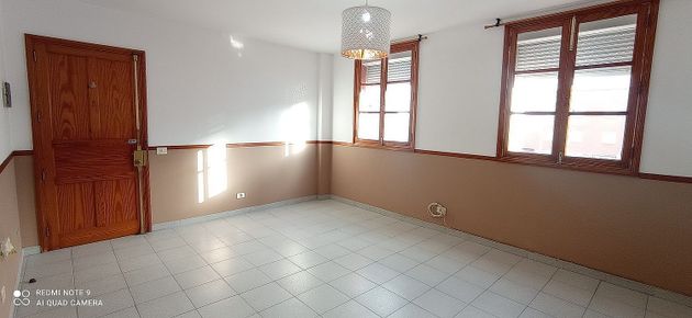 Foto 1 de Piso en venta en Juan XXIII-Santidad de 3 habitaciones con garaje