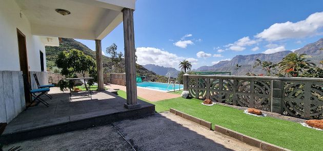 Foto 1 de Casa en venda a calle Taidia Alta de 4 habitacions amb terrassa i piscina