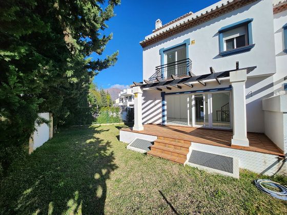 Foto 2 de Casa adossada en venda a Estepona Oeste - Valle Romano - Bahía Dorada de 4 habitacions amb terrassa i garatge