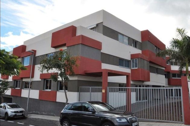 Foto 1 de Edifici en venda a calle Pablo Iglesias de 4350 m²