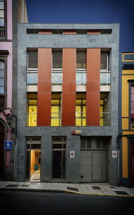 Foto 2 de Edifici en venda a calle Hernán Pérez de Grado de 923 m²
