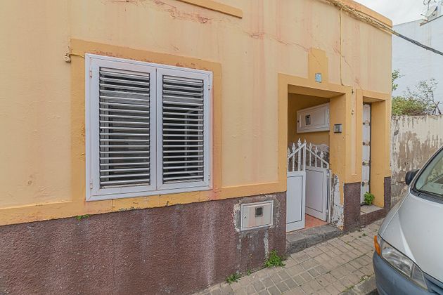 Foto 2 de Casa adossada en venda a calle Cerrillo de 7 habitacions amb terrassa i jardí