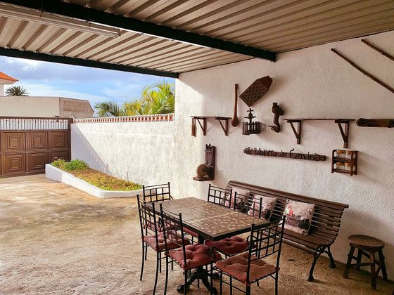 Foto 1 de Casa en venda a La Vega-El Amparo-Cueva del Viento de 7 habitacions amb terrassa i garatge