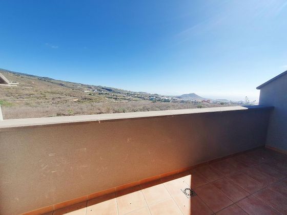 Foto 1 de Casa en venda a Tamaide-El Roque de 3 habitacions amb terrassa i garatge