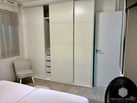 Foto 1 de Piso en alquiler en Alcaravaneras de 2 habitaciones con muebles y ascensor