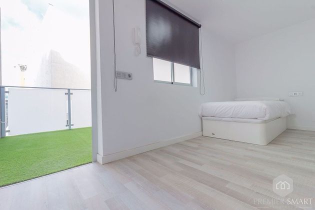Foto 2 de Àtic en lloguer a Arenales - Lugo - Avenida Marítima de 2 habitacions amb terrassa i mobles