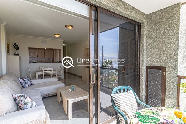 Foto 2 de Alquiler de piso en carretera General Puerto de Santiago de 1 habitación con terraza y muebles