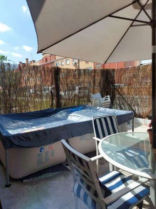 Foto 1 de Casa en venda a Los Olivos - Los Ángeles - Perales del río de 4 habitacions amb terrassa i jardí