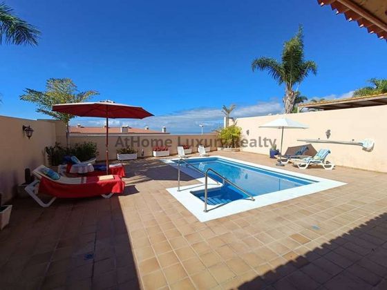 Foto 2 de Casa en venta en Puerto de Santiago de 5 habitaciones con terraza y piscina