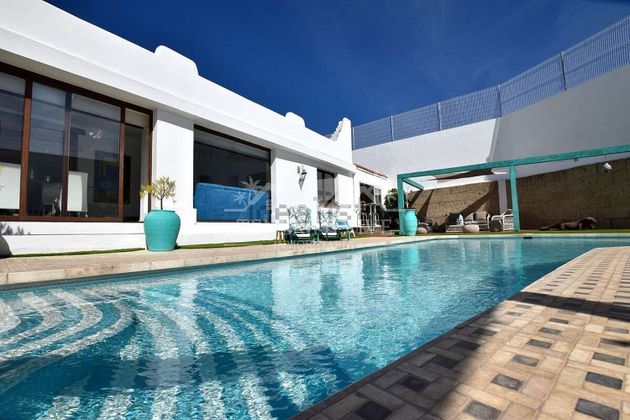 Foto 1 de Casa en venda a Buzanda - Cabo Blanco - Valle San Lorenzo de 9 habitacions amb terrassa i piscina