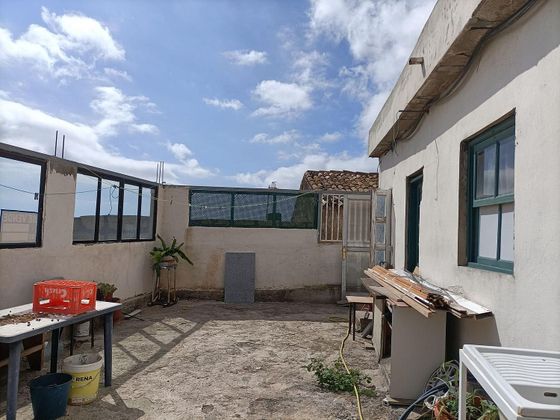 Foto 2 de Casa rural en venta en Arico de 2 habitaciones y 83 m²