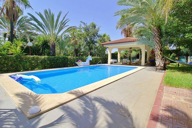 Foto 1 de Xalet en venda a Peña de las Águilas de 5 habitacions amb terrassa i piscina