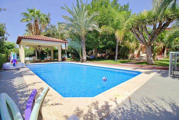 Foto 2 de Xalet en venda a Peña de las Águilas de 5 habitacions amb terrassa i piscina