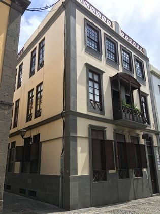 Foto 1 de Edifici en venda a calle Balcon de 640 m²