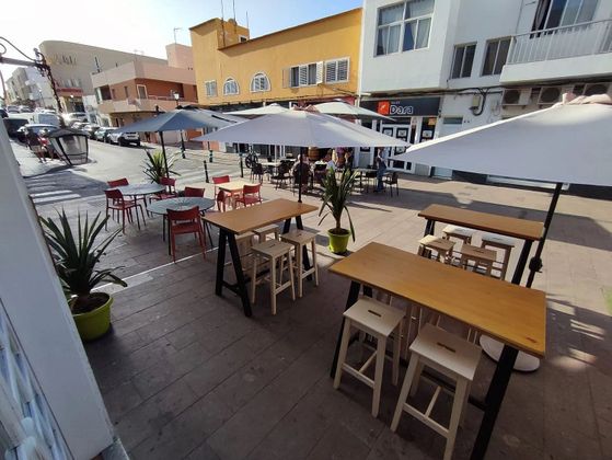 Foto 1 de Venta de local en Corralejo con terraza