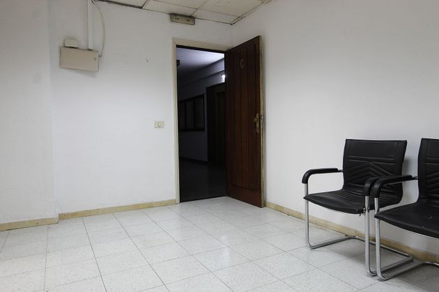 Foto 2 de Oficina en alquiler en calle Rafael Cabrera de 15 m²
