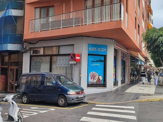 Foto 1 de Local en venta en Arenales - Lugo - Avenida Marítima de 113 m²