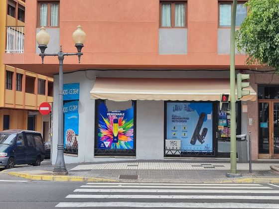 Foto 2 de Local en venta en Arenales - Lugo - Avenida Marítima de 113 m²
