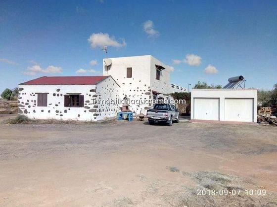 Foto 2 de Xalet en venda a La Oliva pueblo de 3 habitacions amb terrassa