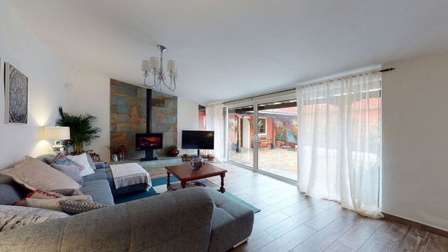 Foto 1 de Xalet en venda a calle De Corormoto de 4 habitacions amb terrassa i piscina