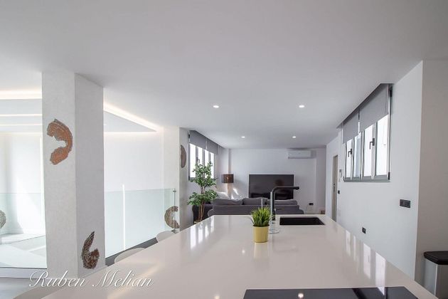 Foto 1 de Àtic en venda a calle Juan Rejón de 3 habitacions amb terrassa i aire acondicionat