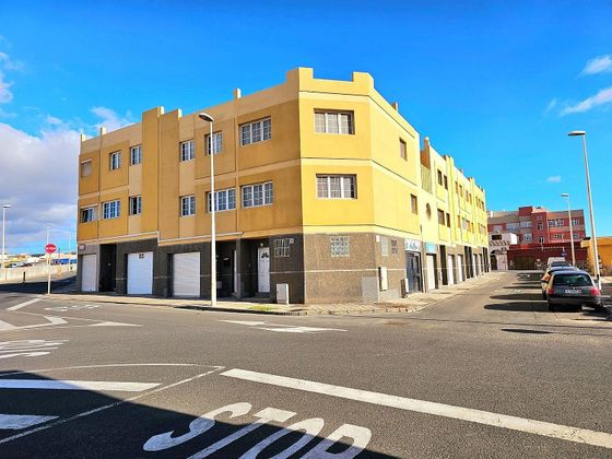 Foto 2 de Casa adosada en venta en La Garita - Marpequeña de 3 habitaciones con terraza