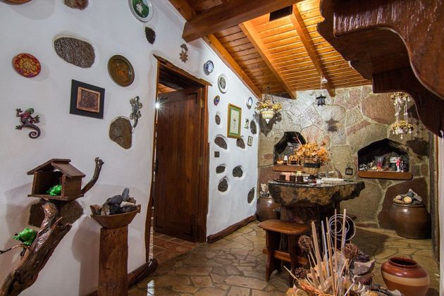 Foto 2 de Casa adossada en venda a Tamaimo-Arguayo de 6 habitacions amb terrassa i garatge