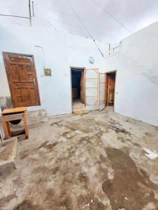 Foto 2 de Venta de casa en Charco del Pino de 3 habitaciones con terraza y garaje