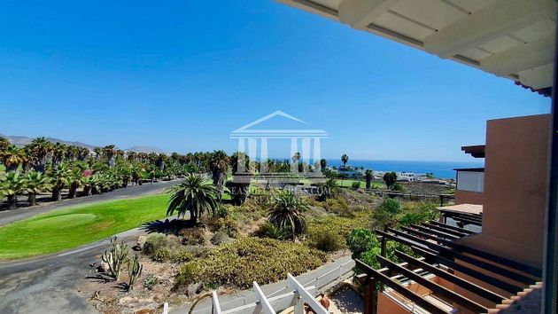 Foto 1 de Casa adossada en venda a Costa Adeje de 3 habitacions amb terrassa i piscina