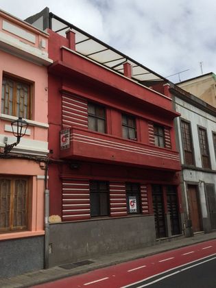 Foto 1 de Xalet en venda a calle Reyes Católicos de 7 habitacions amb terrassa i balcó